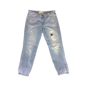 Abercrombie 6 R Boyfriend Fit Distressed Jeans